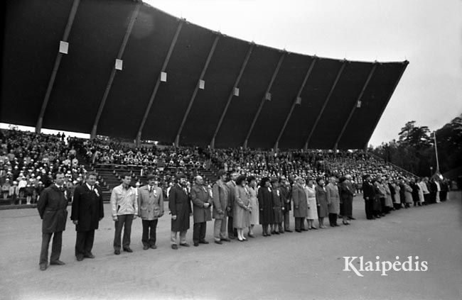 pavadinimas:  Moksleivių Dainų šventė. Organizatoriai, raktai:  